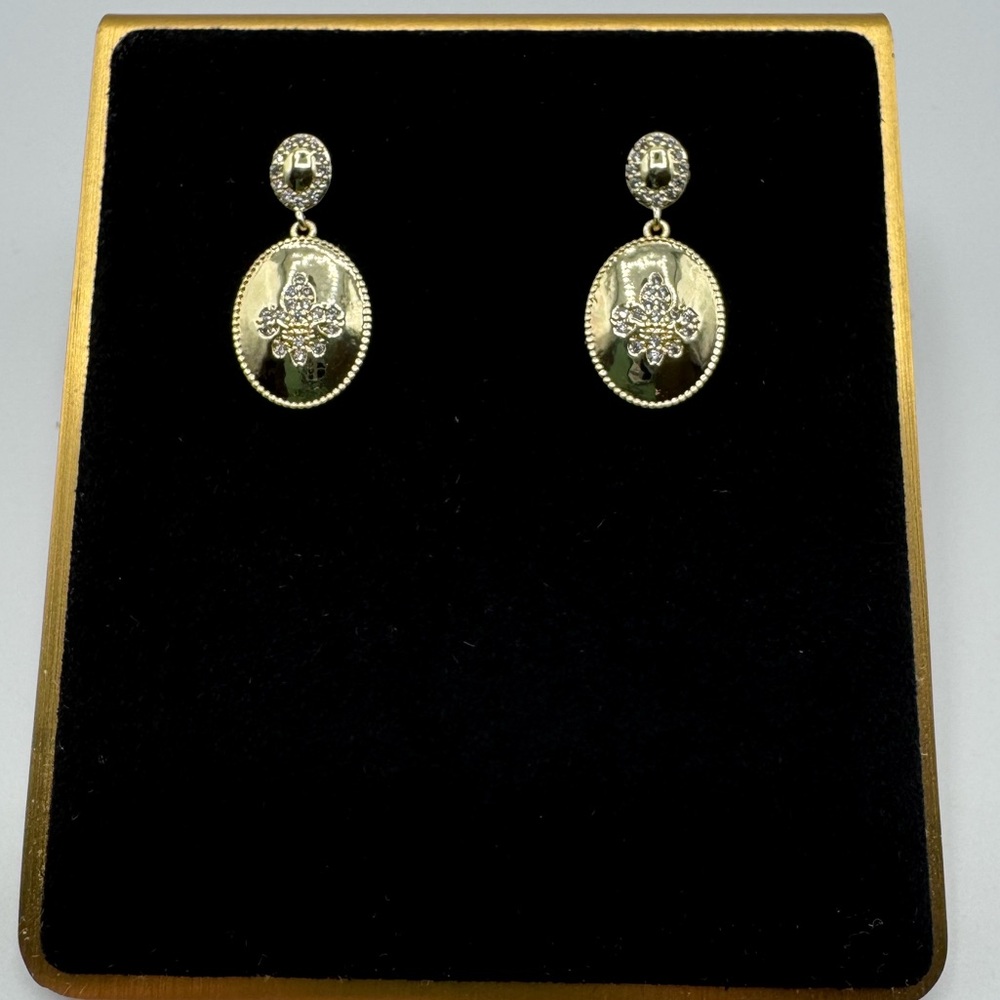 14k Fleur-de-Lis Earrings - Picture 6 of 7